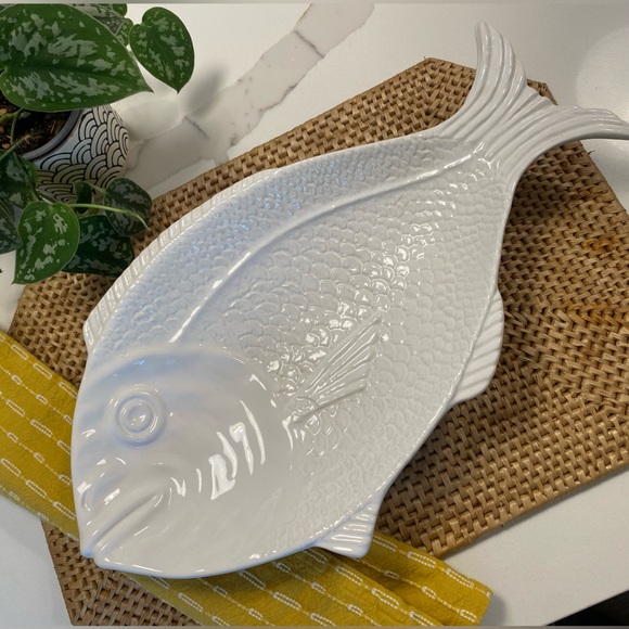 Glazed White Ceramic Fish Platter Made in Portugal - Picture 6 of 12